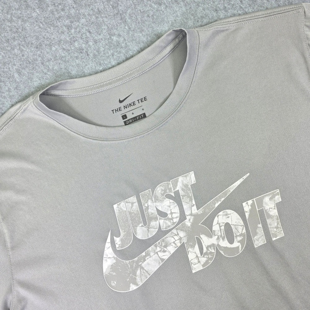 Nike Dri-FIT Just Do It Graphic T-Shirt Men Large Gray Short Sleeve Training Top